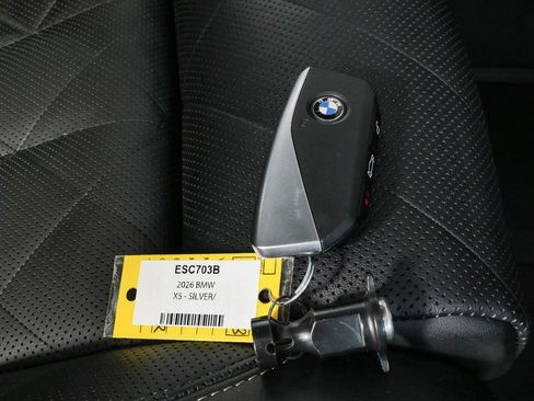 Used 2026 BMW X5 xDrive40i w/ M Sport Package AWD/4WD image 39