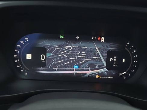 New 2026 Volvo XC40 B5 Ultra w/ Climate Package image 12