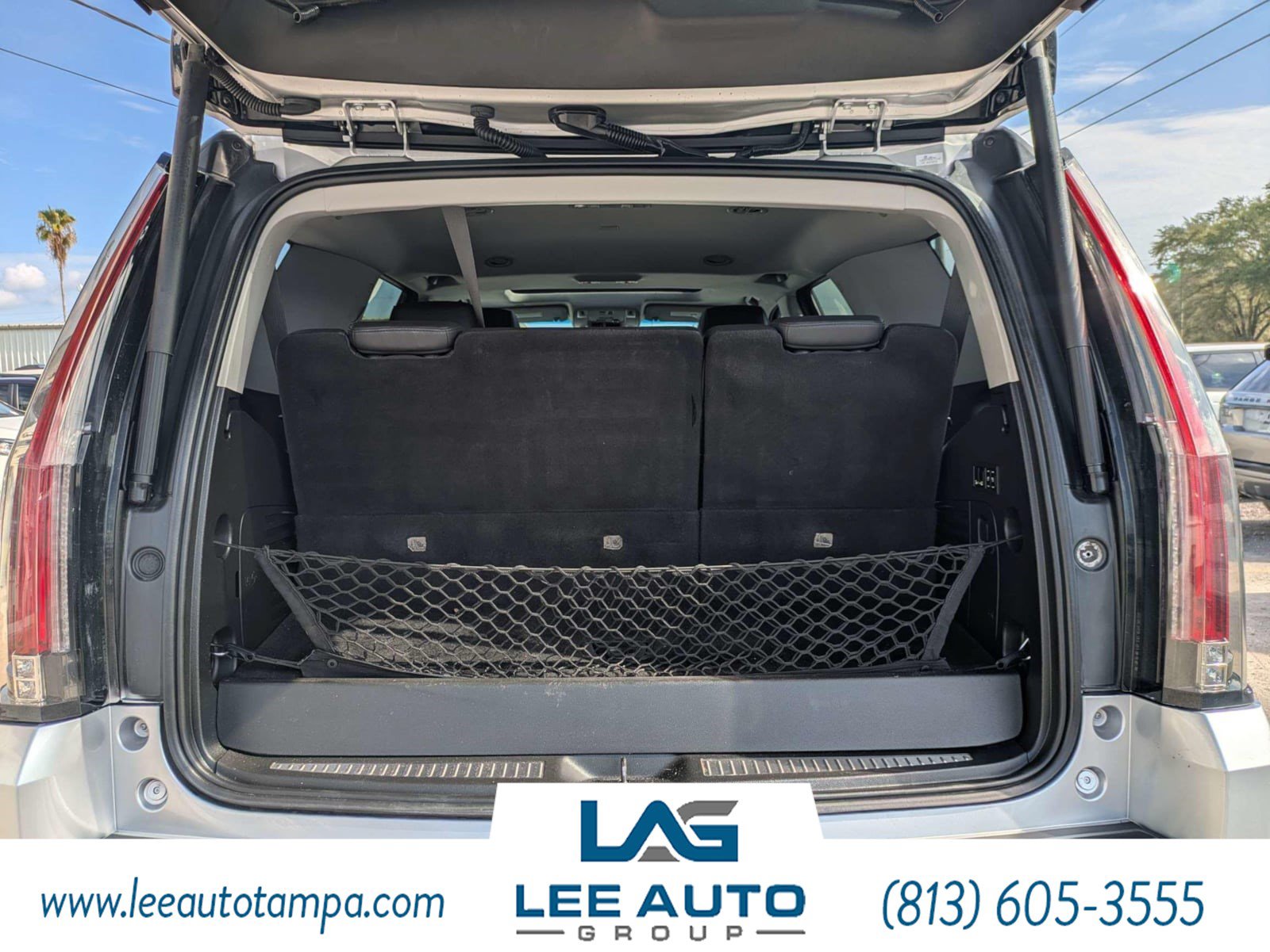 Used 2020 Cadillac Escalade Luxury RWD image 12