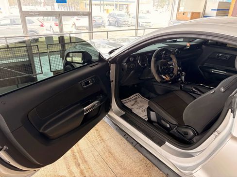 Used 2015 Ford Mustang V6 Coupe 2D image 10