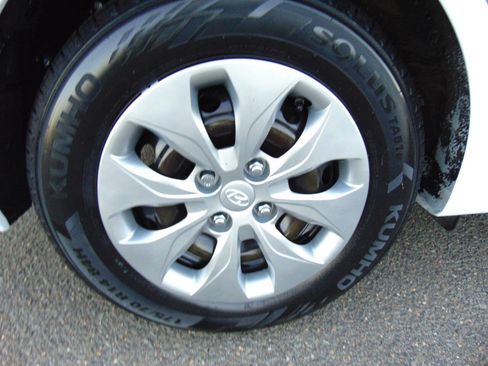 Used 2017 Hyundai Accent SE image 56