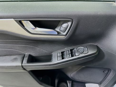 Used 2022 Ford Escape SEL FWD image 15
