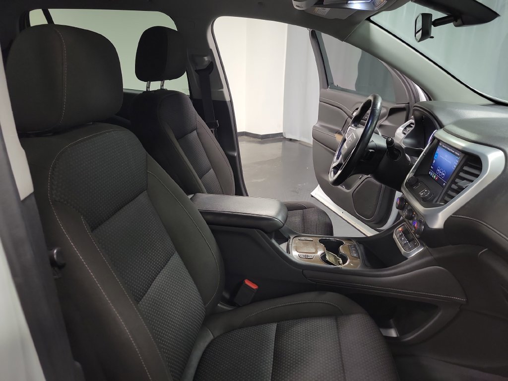 Used 2020 GMC Acadia SLE w/ Driver Convenience Package FWD image 35