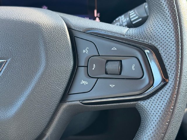 Used 2025 Chevrolet TrailBlazer LT AWD/4WD image 18