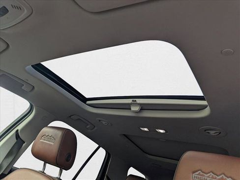 Used 2018 Chevrolet Traverse High Country w/ LPO, Floor Liner Package image 21