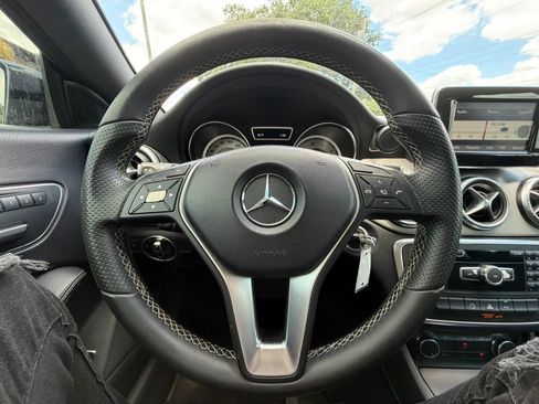 Used 2014 Mercedes-Benz CLA 250 image 8