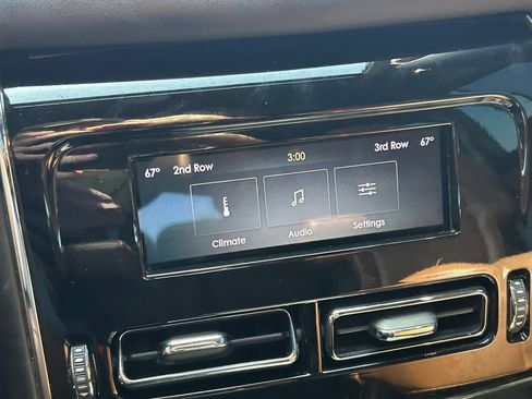Used 2022 Lincoln Aviator Reserve RWD image 23