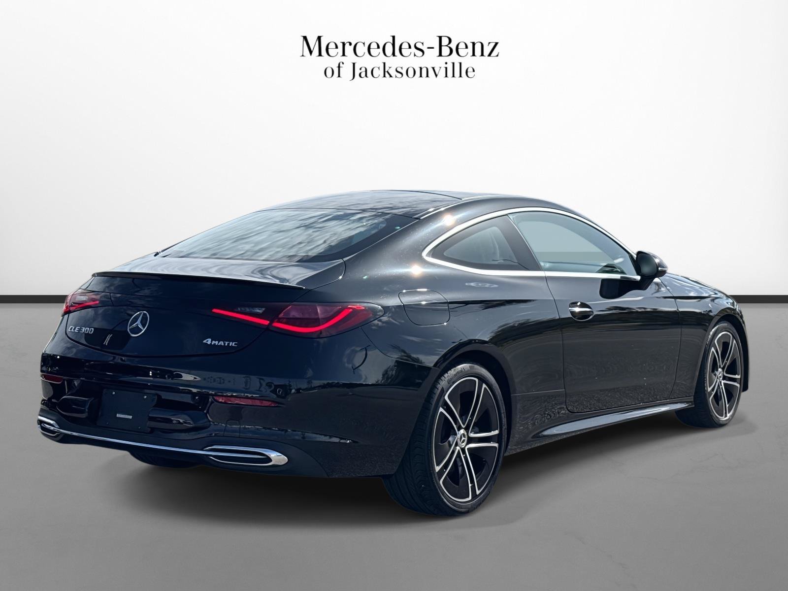 Used 2025 Mercedes-Benz CLE 300 4MATIC Coupe image 3
