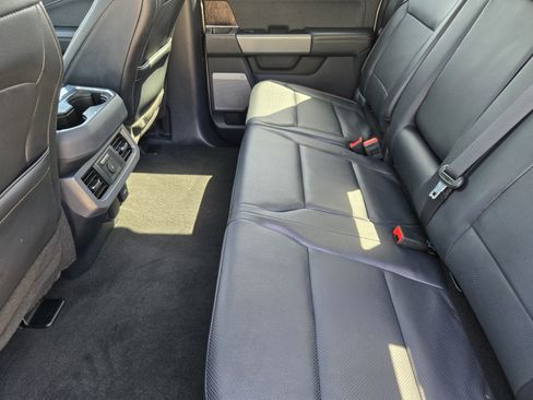 Certified 2024 Ford F250 Lariat w/ Lariat Ultimate Package AWD/4WD image 22