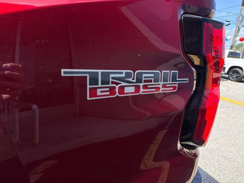 New 2026 Chevrolet Colorado Trail Boss AWD/4WD image 7