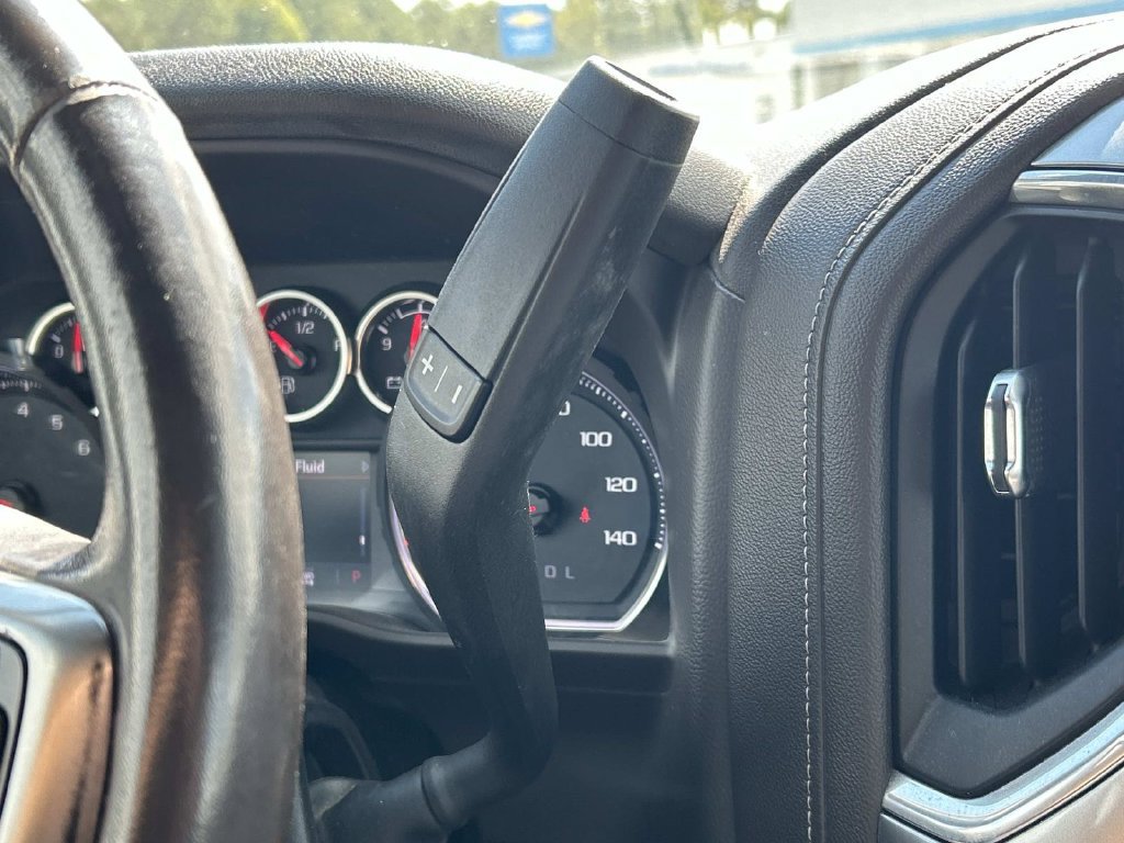 Used 2020 Chevrolet Silverado 1500 RST AWD/4WD image 23