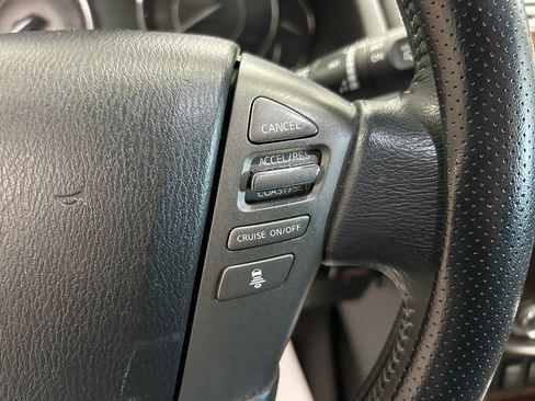 Used 2019 Nissan Armada SV w/ Driver Package AWD/4WD image 12