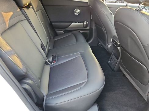 Used 2024 Genesis GV60 RWD image 18