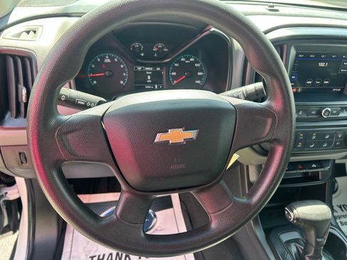 Used 2021 Chevrolet Colorado W/T image 12