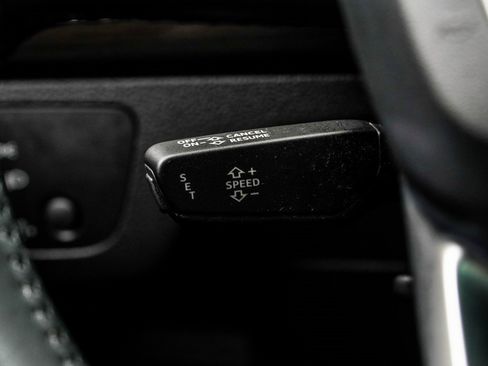 Used 2018 Audi Q5 2.0T Premium Plus w/ Premium Plus Package image 28