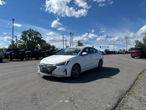 Used 2020 Hyundai Elantra Limited w/ Ultimate Package 03 FWD image 8