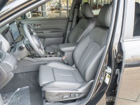 New 2026 Subaru Outback Touring AWD/4WD image 8