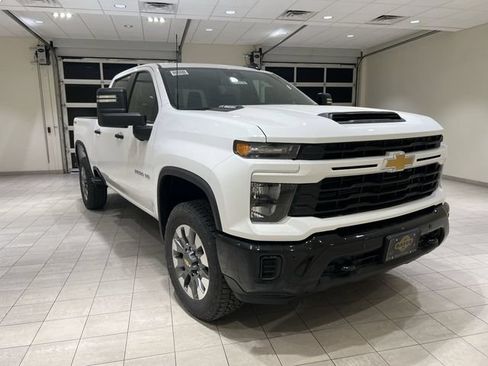 New 2026 Chevrolet Silverado 2500 Custom w/ Custom Value Package AWD/4WD image 7