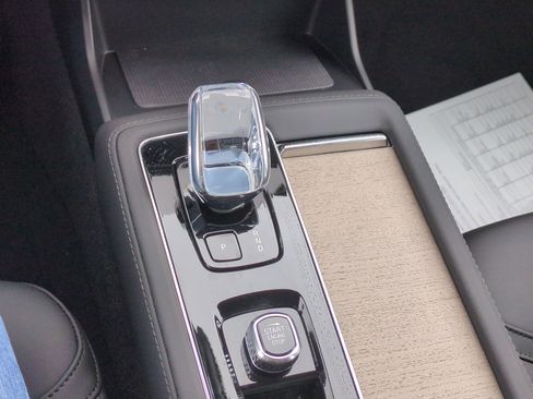 New 2026 Volvo XC90 B5 Plus w/ Protection Package image 14