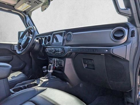 Used 2023 Jeep Wrangler Sport S image 22