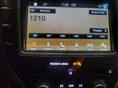 Used 2017 Lincoln MKX Reserve w/ Driver Assistance Package AWD/4WD image 25