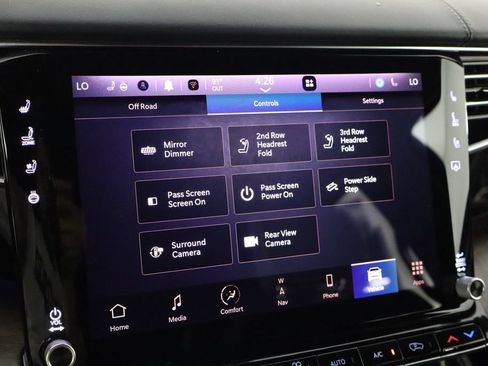 Used 2023 Jeep Grand Wagoneer L Series II w/ Premium Group II AWD/4WD image 41
