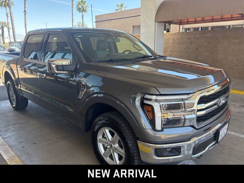 Used 2025 Ford F150 Lariat image 6