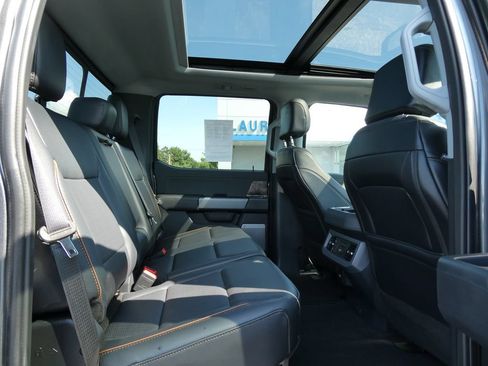 Used 2026 Ford F250 Lariat AWD/4WD image 15