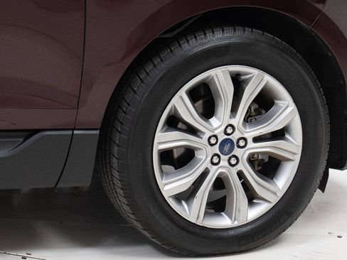 Used 2019 Ford Edge Titanium w/ Equipment Group 301A image 80