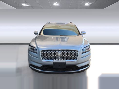 Used 2023 Lincoln Nautilus Reserve w/ Equipment Group 201A image 6