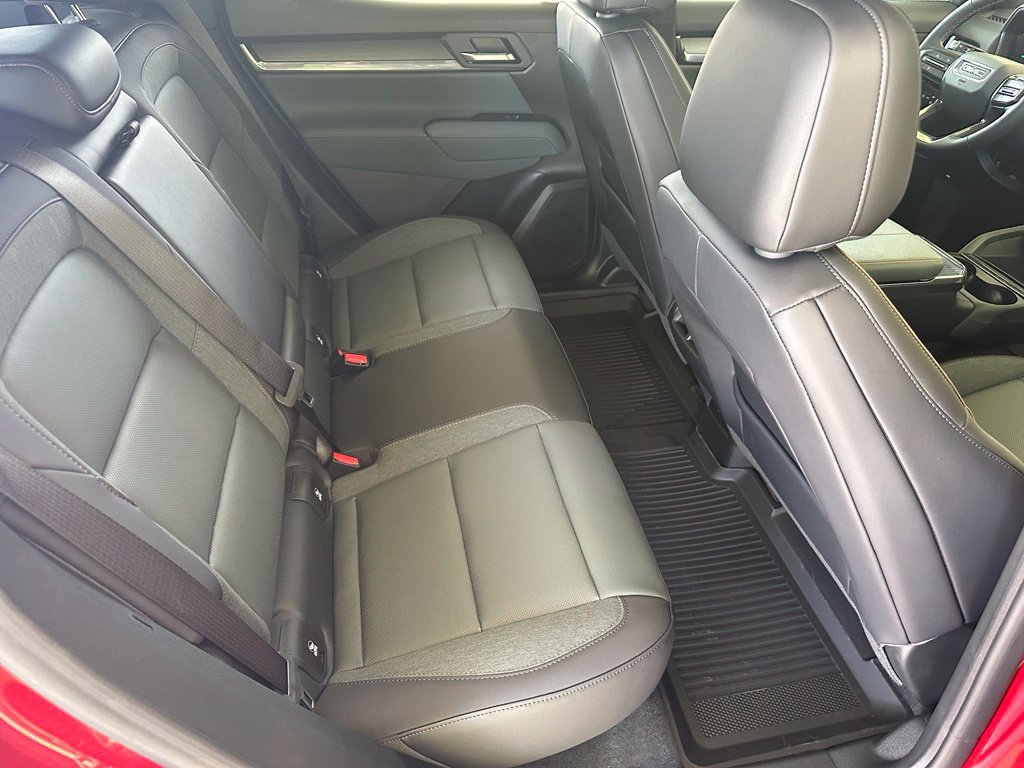 New 2027 GMC Terrain AT4 w/ Convenience Package III AWD/4WD image 34