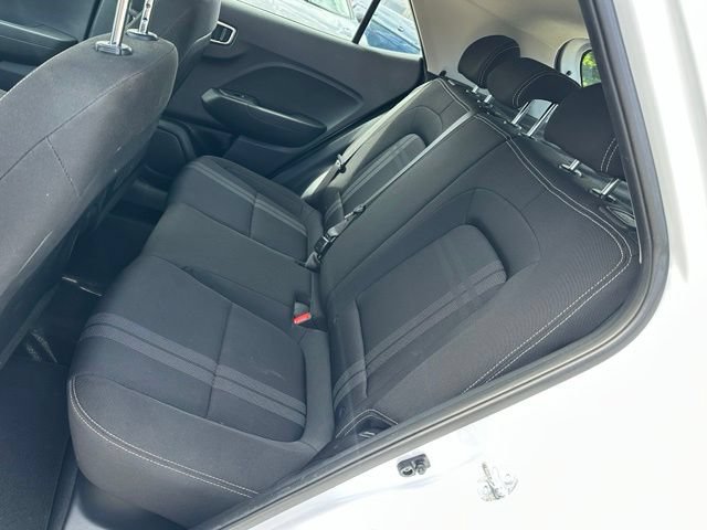 Used 2025 Hyundai Venue SEL FWD image 13
