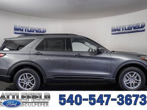 New 2026 Ford Explorer Active image 12