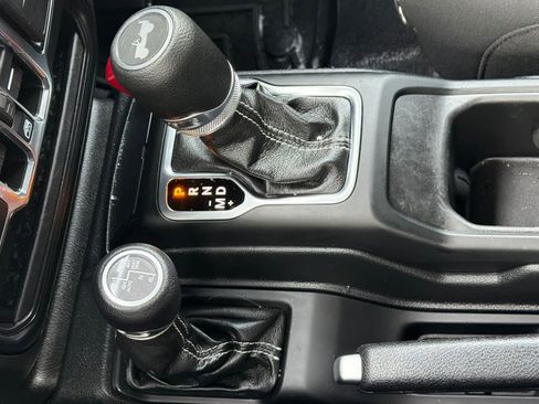 Used 2022 Jeep Wrangler Unlimited Sahara w/ Cold Weather Group image 22