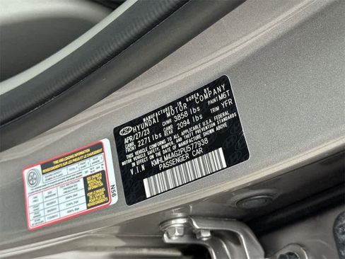 Used 2023 Hyundai Elantra SEL image 10