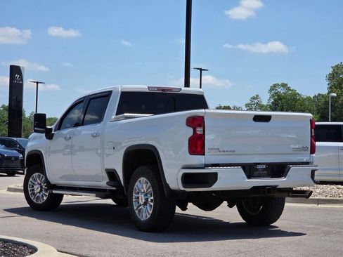 Used 2021 Chevrolet Silverado 2500 High Country AWD/4WD image 32