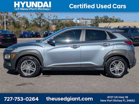 Used 2021 Hyundai Kona SE image 2