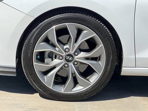 Used 2020 Hyundai Elantra GT N Line image 26