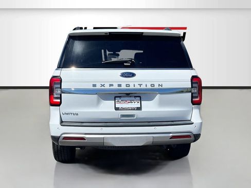 Used 2022 Ford Expedition Limited AWD/4WD image 6