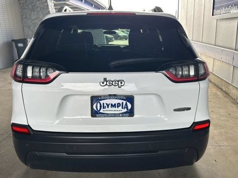 Used 2020 Jeep Cherokee Latitude Plus FWD image 5