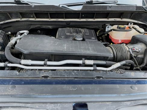 Used 2023 Chevrolet Silverado 1500 LT image 26