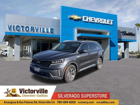 Used 2022 Kia Sorento S FWD image 1