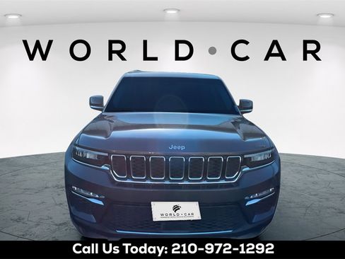 Used 2022 Jeep Grand Cherokee Limited image 2