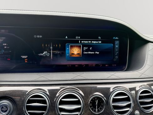 Used 2019 Mercedes-Benz S 560 4MATIC Sedan image 12
