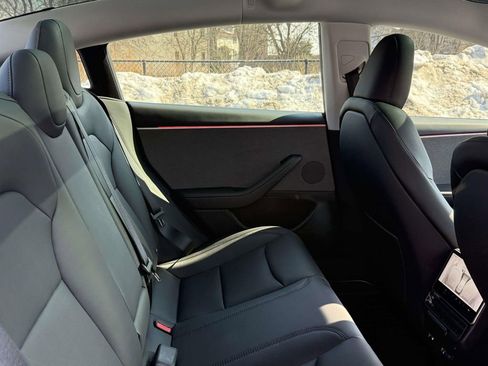 Used 2025 Tesla Model 3 Long Range image 16