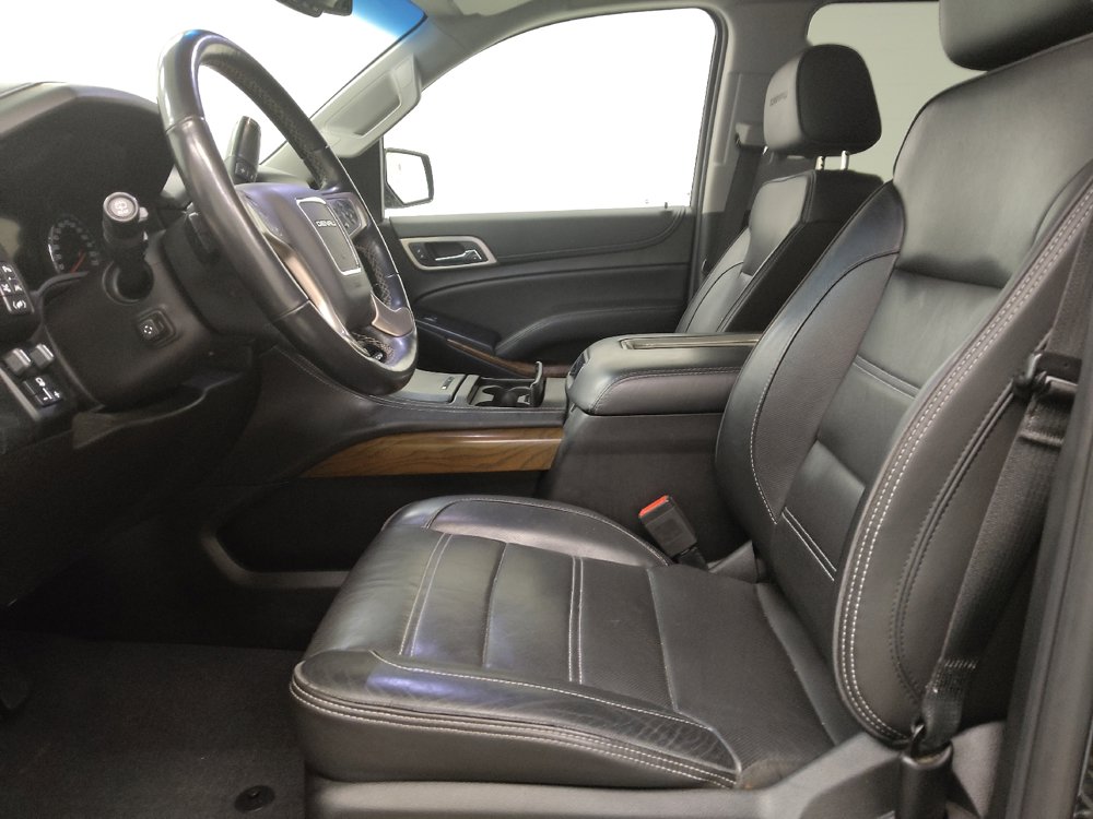 Used 2019 GMC Yukon Denali w/ Denali Ultimate Package RWD image 17