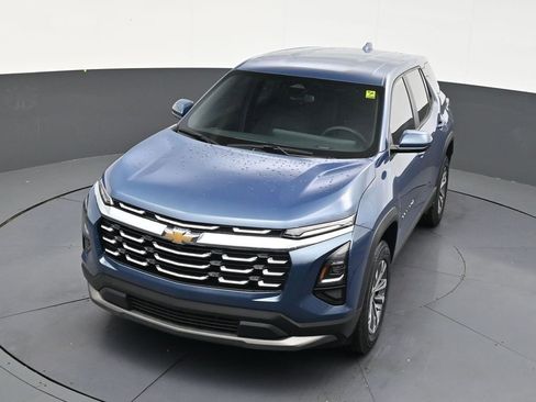Used 2026 Chevrolet Equinox LT FWD image 19