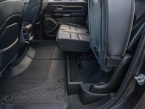 Used 2021 RAM 1500 Laramie image 33