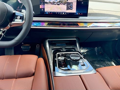 New 2026 BMW 760i xDrive w/ Executive Package AWD/4WD image 19