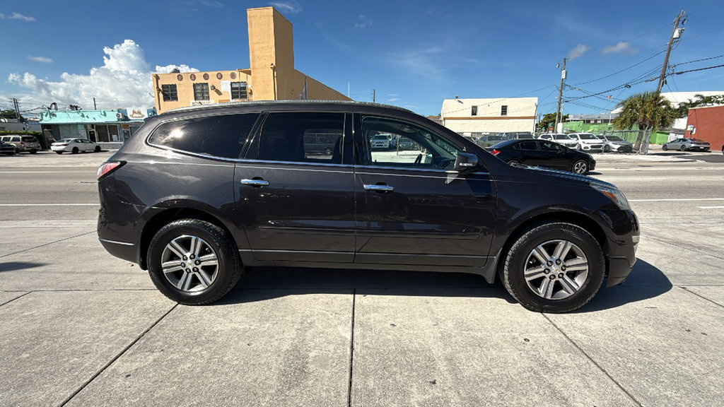Used 2017 Chevrolet Traverse LT FWD image 15